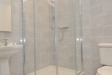 1 bed flat, Addison Road, Flat 1, North Hill, Plymouth, PL48LL - Image 3